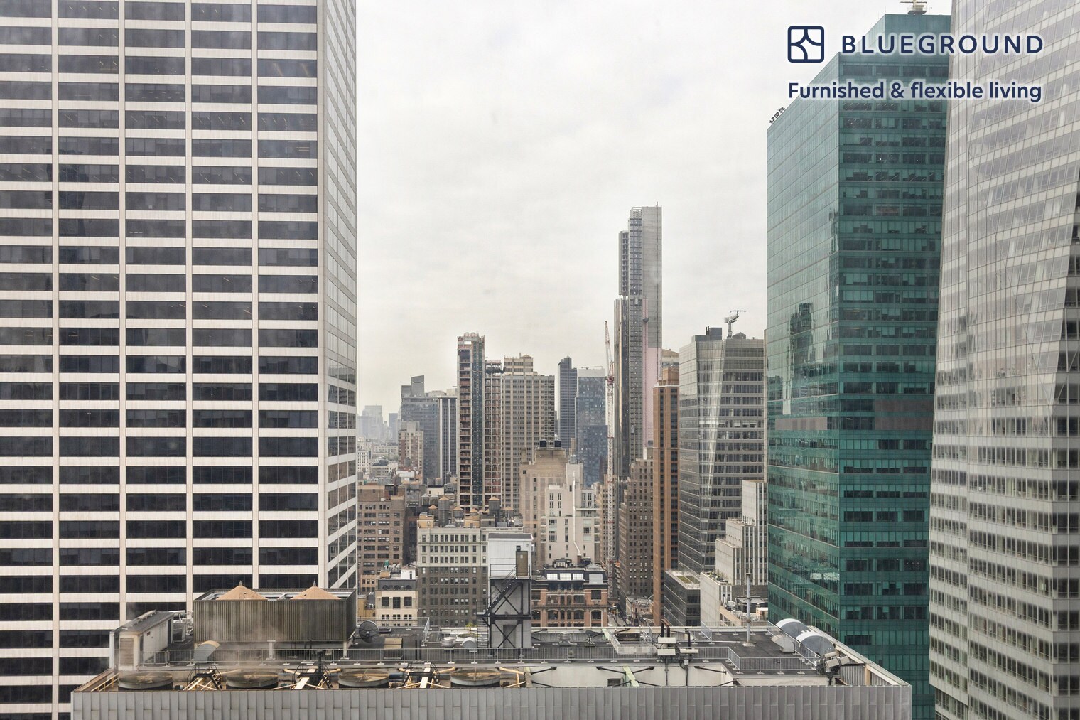 Building Photo - 70 W 45th St