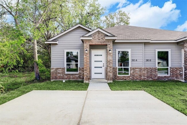 Primary Photo - 310 Connecticut St