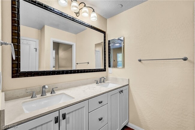 Building Photo - 1888 Via Firenze