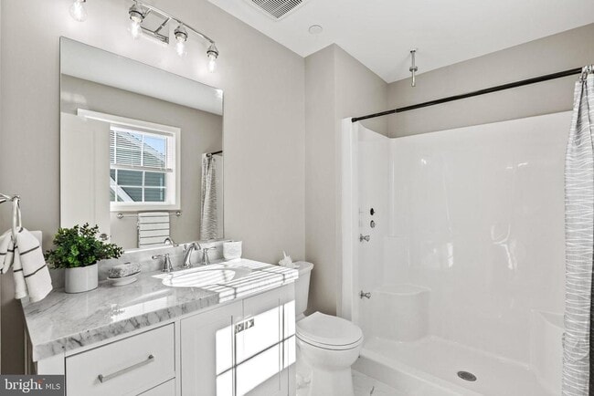 Building Photo - 41573 Church St