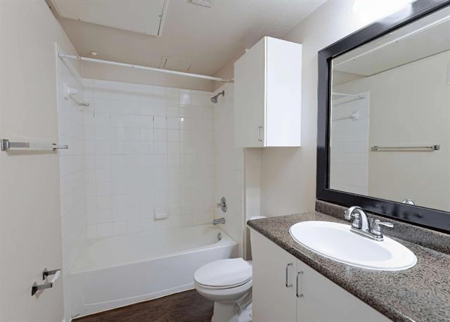 Building Photo - 10505 S I-35 Frontage Rd