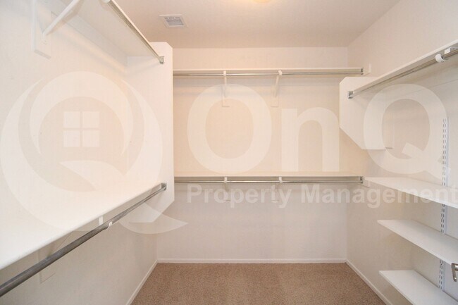 Building Photo - 14205 W Mauna Loa Ln