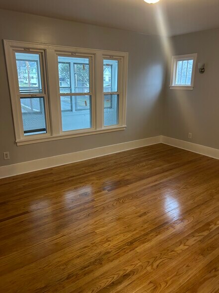 Building Photo - 126 Woodruff Ave