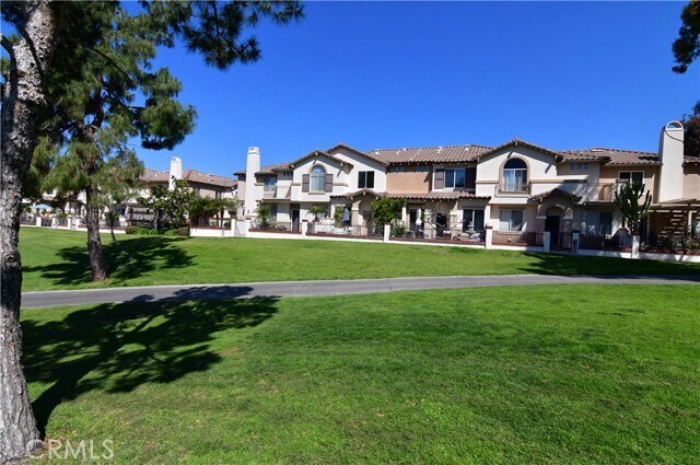 Building Photo - 2354 Sunningdale Dr