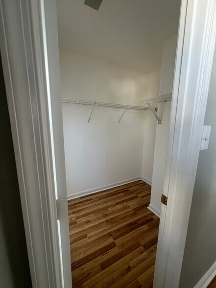 Building Photo - 14205 Brenham Dr