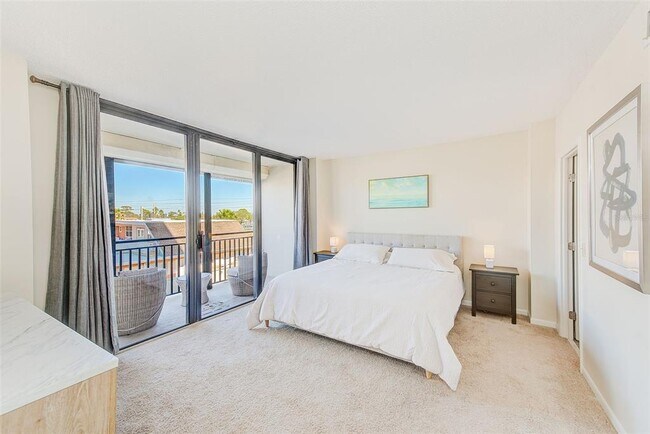 Building Photo - 3820 Gulf Blvd