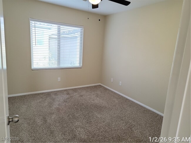 Building Photo - 10432 Yew Blossom Ave