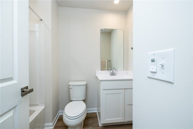 Building Photo - 257 Nevins Rd