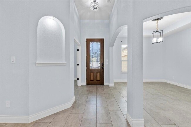 Building Photo - 127 Medlar Dr
