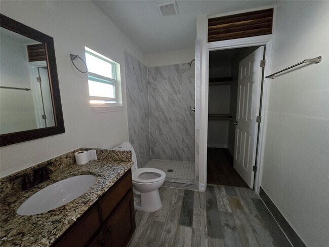 Building Photo - 19736 Dunbar Ave