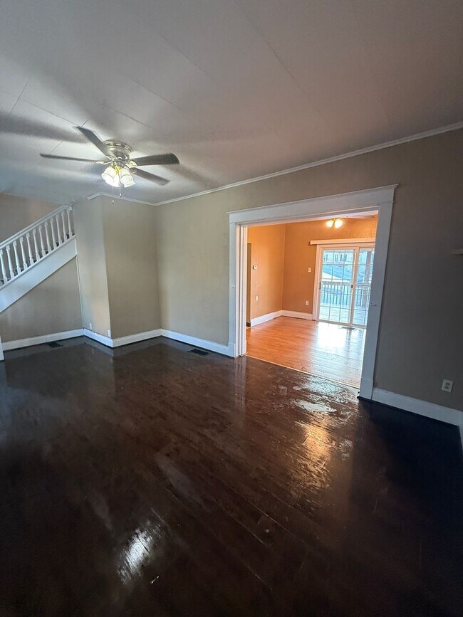 Building Photo - 2-Bedroom 1 Bath House with Spacious Entertaining Porch