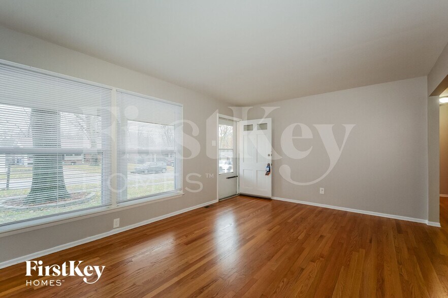 Building Photo - 1432 Glenmeade Dr