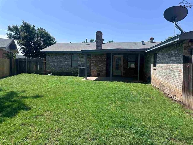 Building Photo - 4638 Cascades Dr