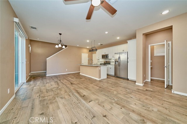 Building Photo - 35879 Landon Ln