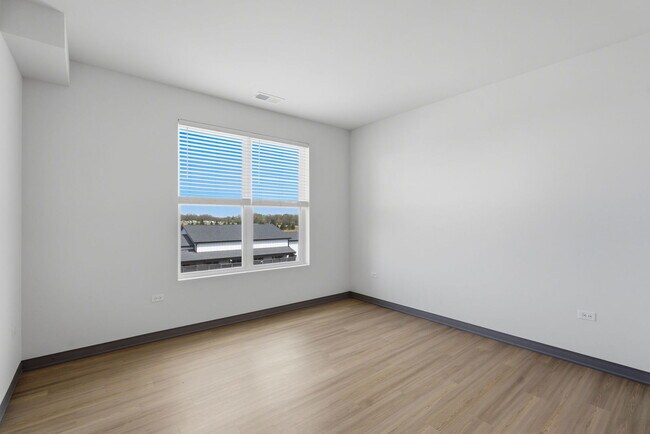 Building Photo - 1217 Rock Run Crossings Dr