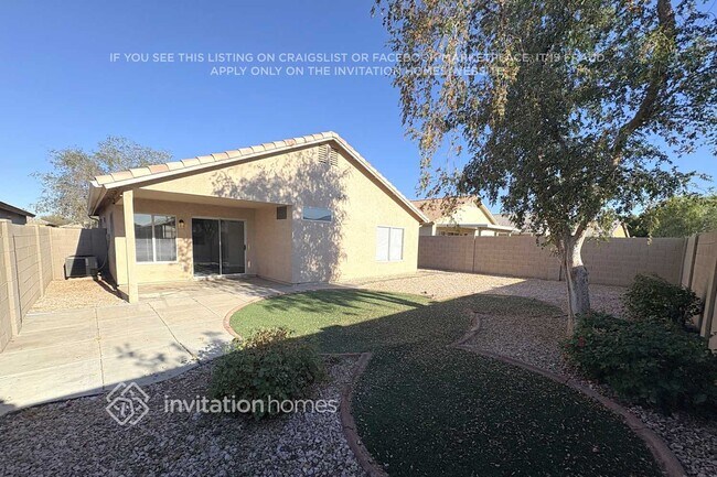 Building Photo - 9327 W Gold Dust Ave