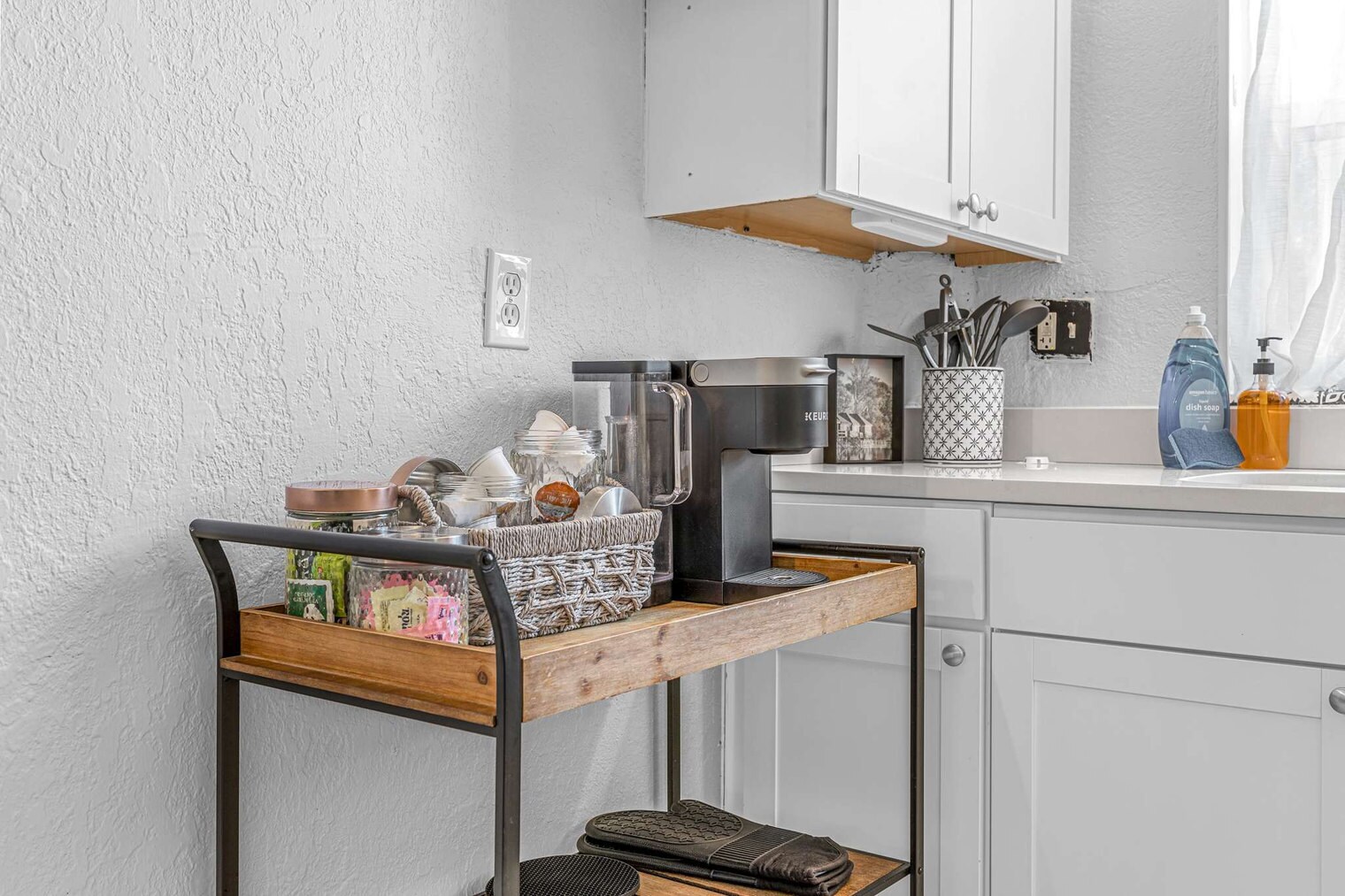 Building Photo - 3524 S Atlantic Ave