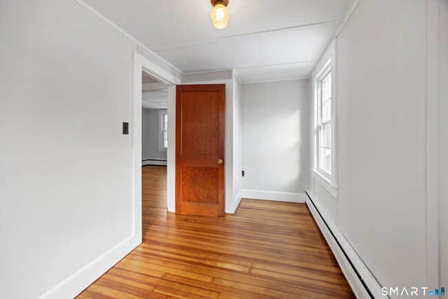 Building Photo - 353 Mt Sanford Rd