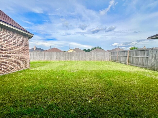 Building Photo - 5710 Nicole Ln
