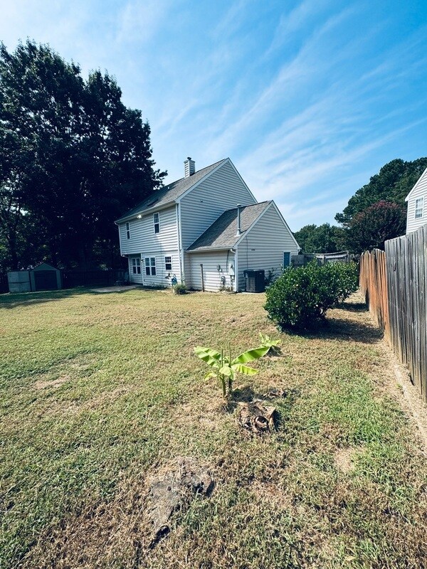 Building Photo - 1225 Bacardi Ct