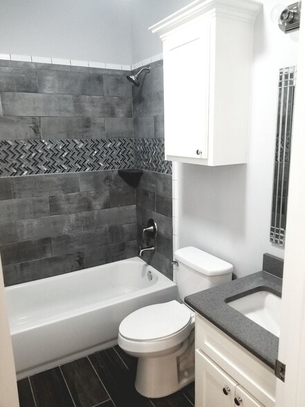 Building Photo - 1801 Jackson St