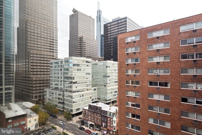 Building Photo - 2101 Chestnut St