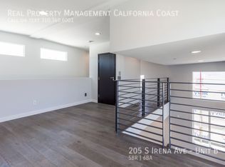 Building Photo - 205 S Irena Ave