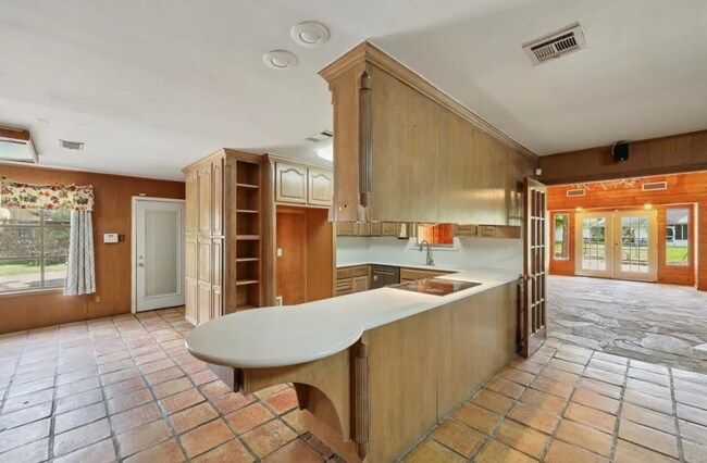 Building Photo - 5710 Glasgow Ln