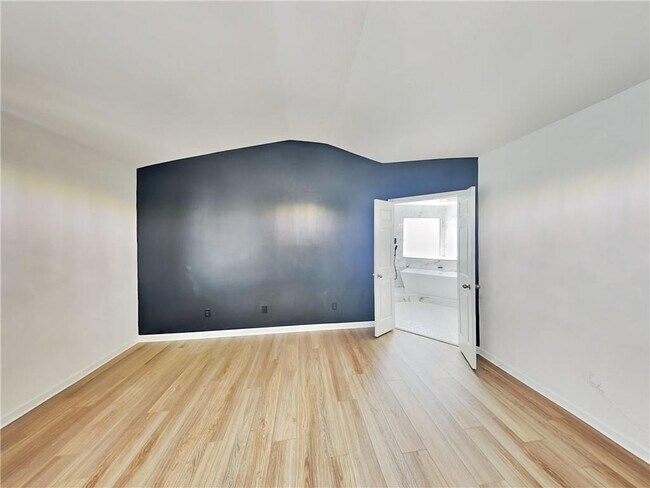 Building Photo - 515 Bigelow Ct