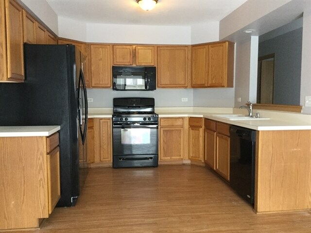 Building Photo - 26248 Apple Blossom Ln