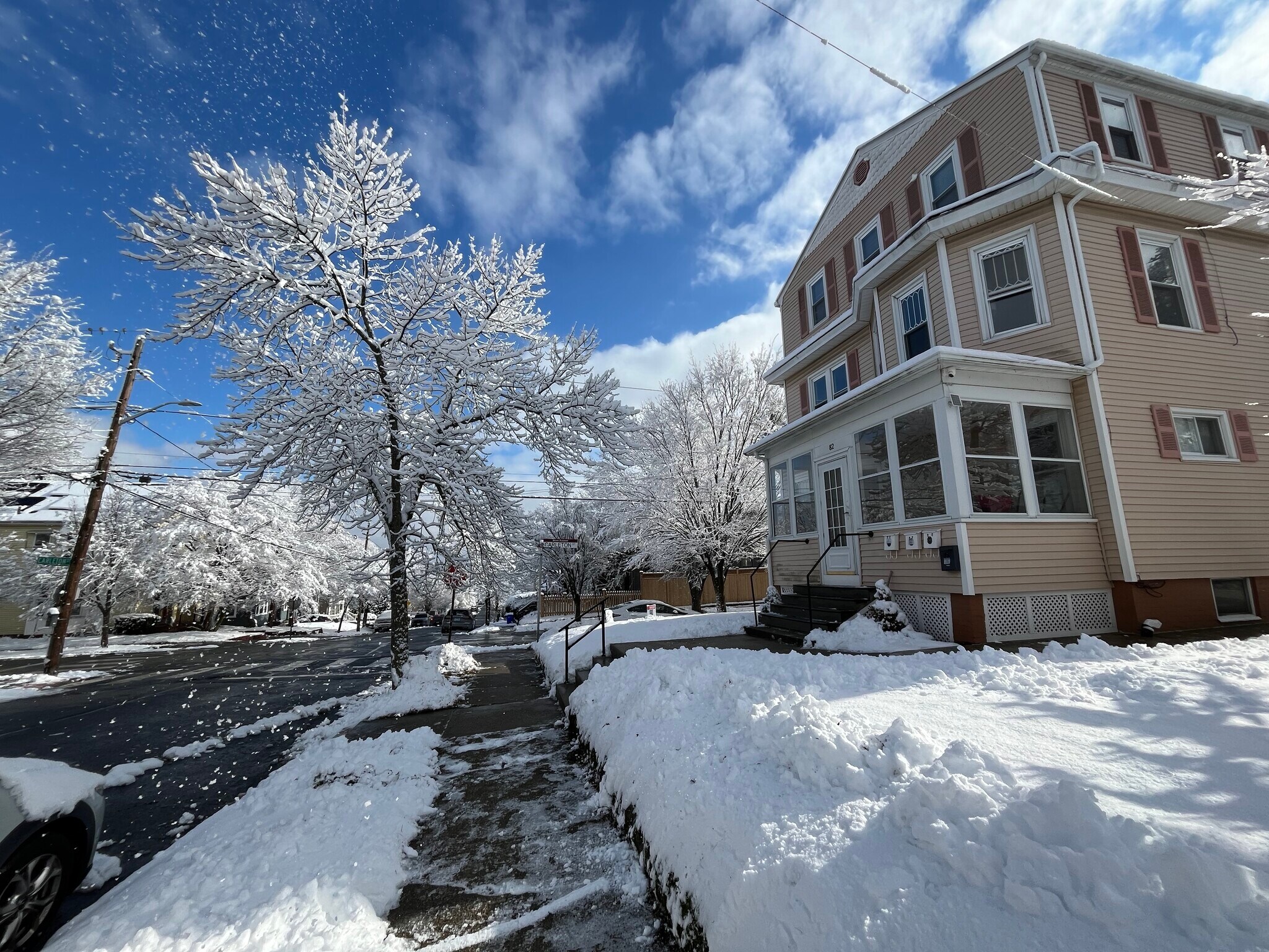 Winter scene 1 - 82 Roanoke St
