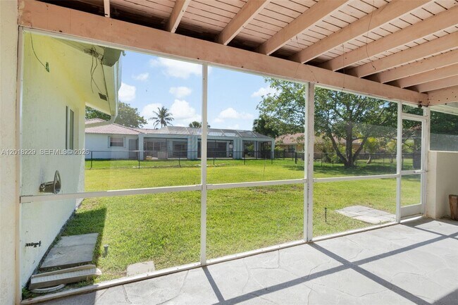 Building Photo - 3165 NW 116th Ave