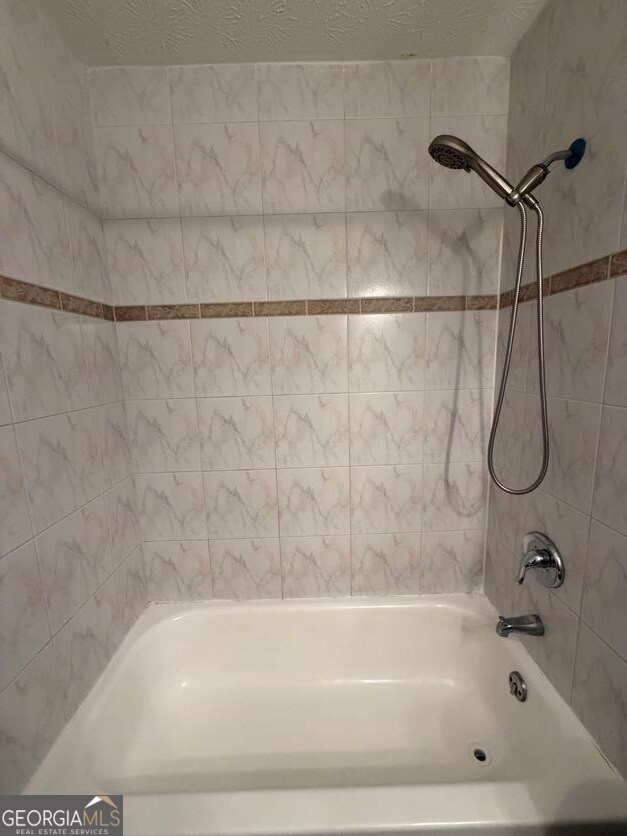 Building Photo - 804 Emerald Forest Cir SW