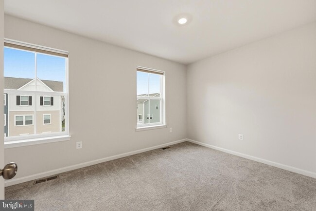 Building Photo - 336 Mineral Springs Rd