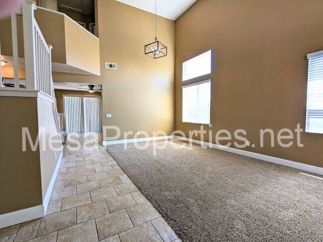 Building Photo - 14747 Amber Ct