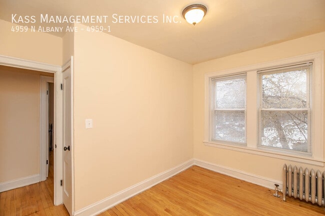 Building Photo - 4959 N Albany Ave