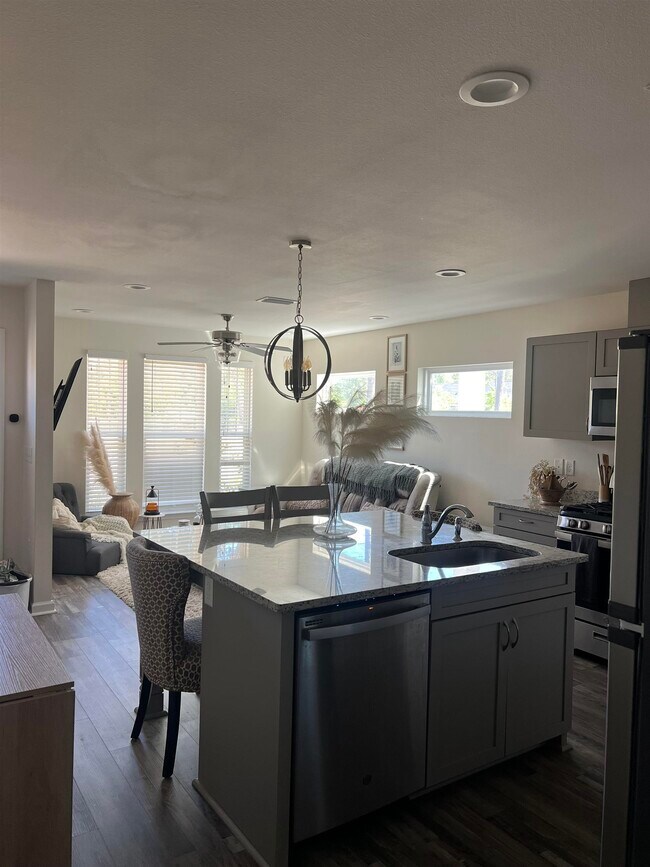 Building Photo - 2840 Blue Blossom Trail