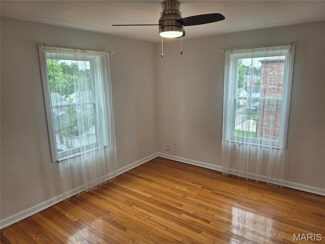 Building Photo - 3947 Jamieson Ave