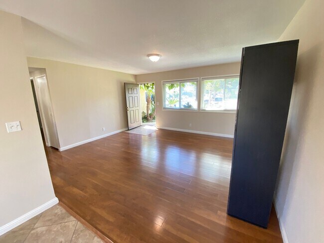 Building Photo - Remodeled 3 Bedroom Lakewood House For Rent-Ready For Move-in ASAP!