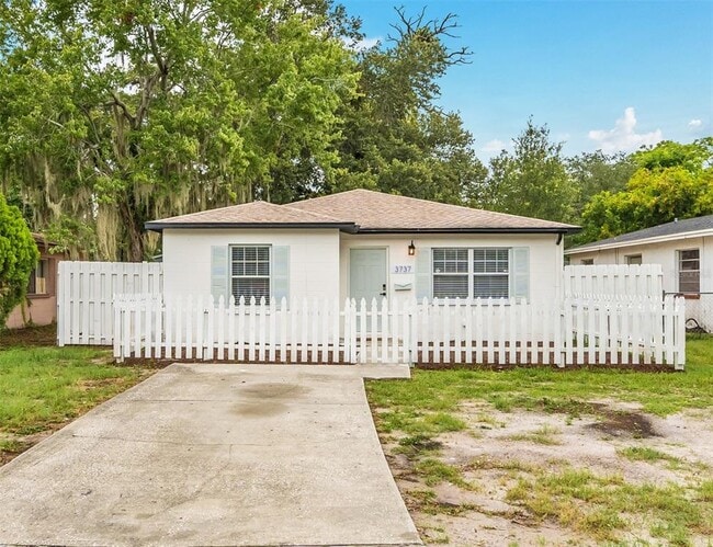 Primary Photo - 3737 10th Ave S