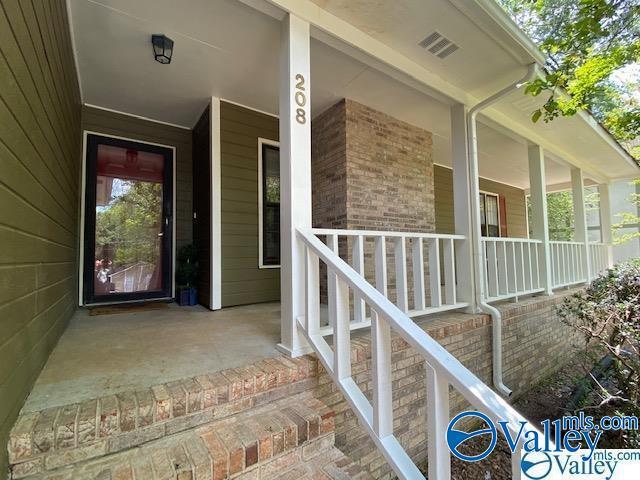 Building Photo - 208 Evalyn St
