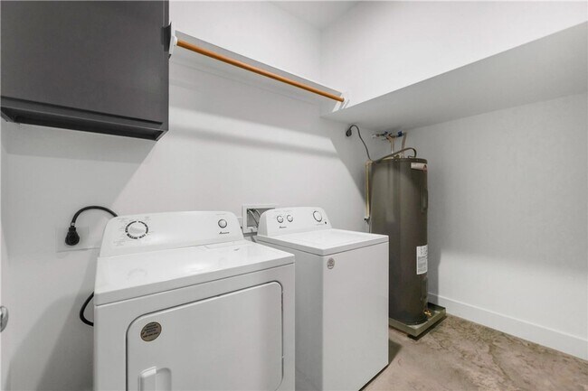 Building Photo - 3014 Alpha Wolf Ct
