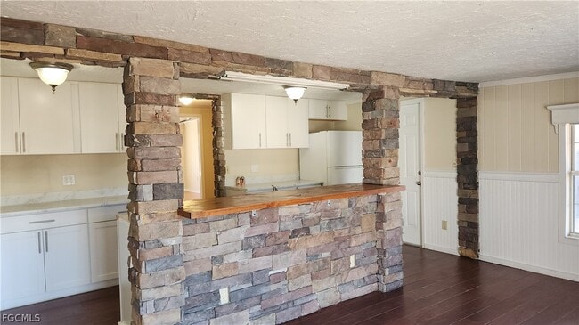 Building Photo - 2181 Brandon St