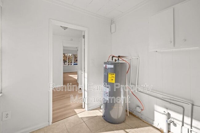 Building Photo - 5121 Molton Gray Dr