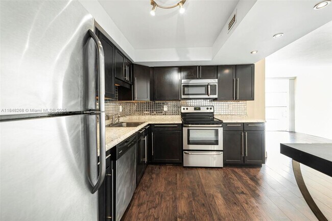 Building Photo - 501 Three Islands Boulevard