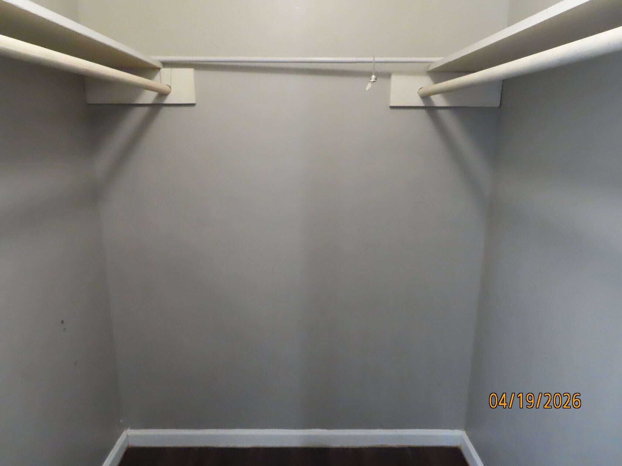 Building Photo - 10410 Broadstairs St