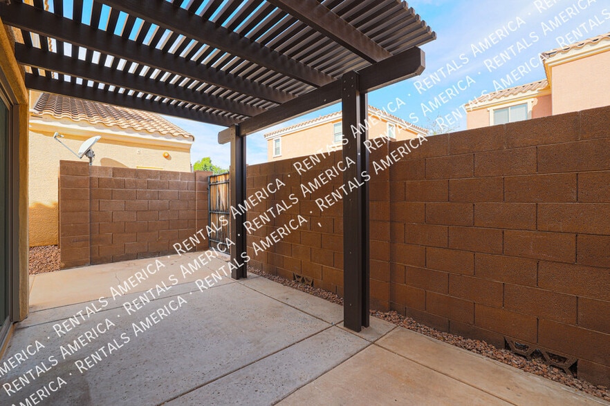 Building Photo - 2134 S Seton Ave