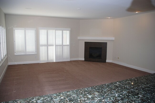 Building Photo - Newly Updated Single Story 4 BR + Office, 2.5 Bath and 3 Car