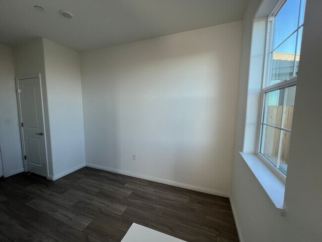 Building Photo - 3137 Barnowl Wy