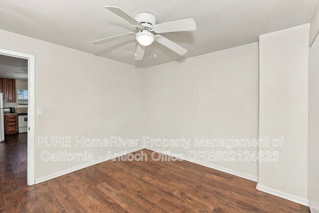 Building Photo - 2405 G St